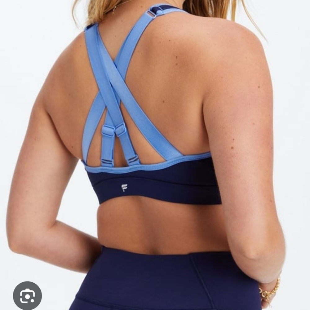 Fabletics Dual-Tone Sports Bra/Define PowerHold® High-Waisted Legging 7/8